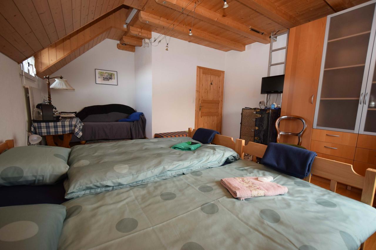 Bed & Breakfast Im Chellhof Benken  Buitenkant foto