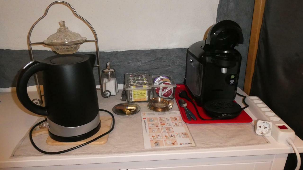 Bed & Breakfast Im Chellhof Benken  Buitenkant foto